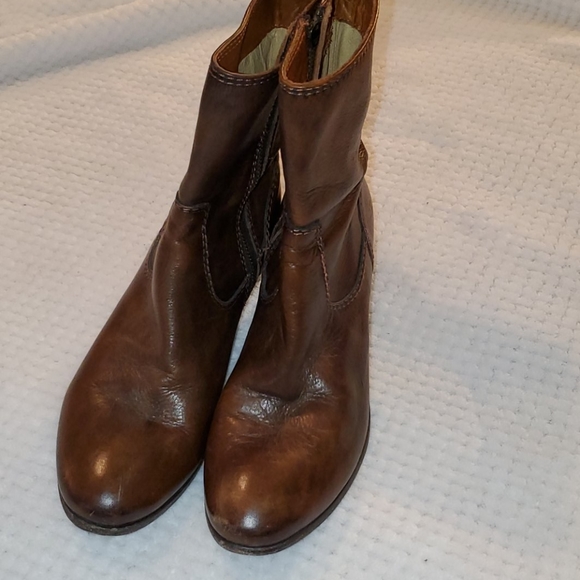 Frye Shoes - Frye leather ankle boots